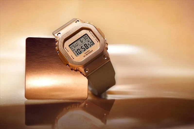 Часы  Casio  G-Shock Casio GM-S5600BR-5E (фото 5)