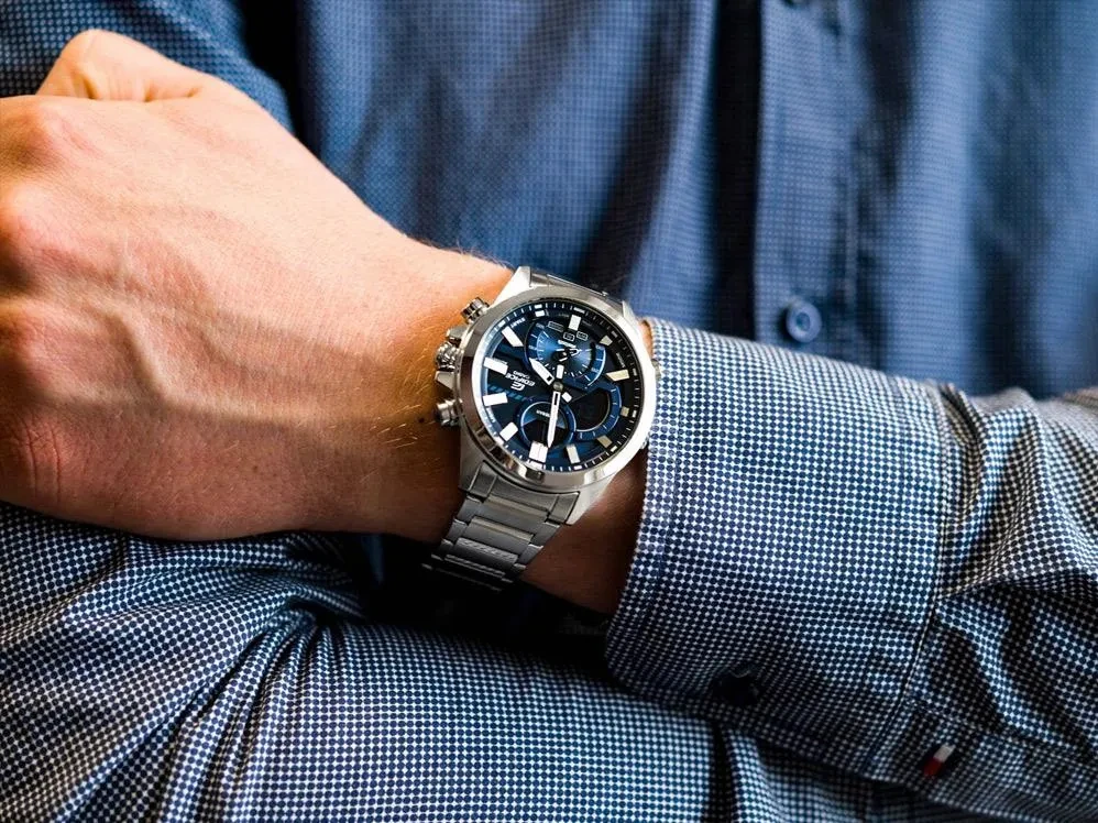 Часы  Casio  Edifice Casio ECB-30D-2A (фото 4)