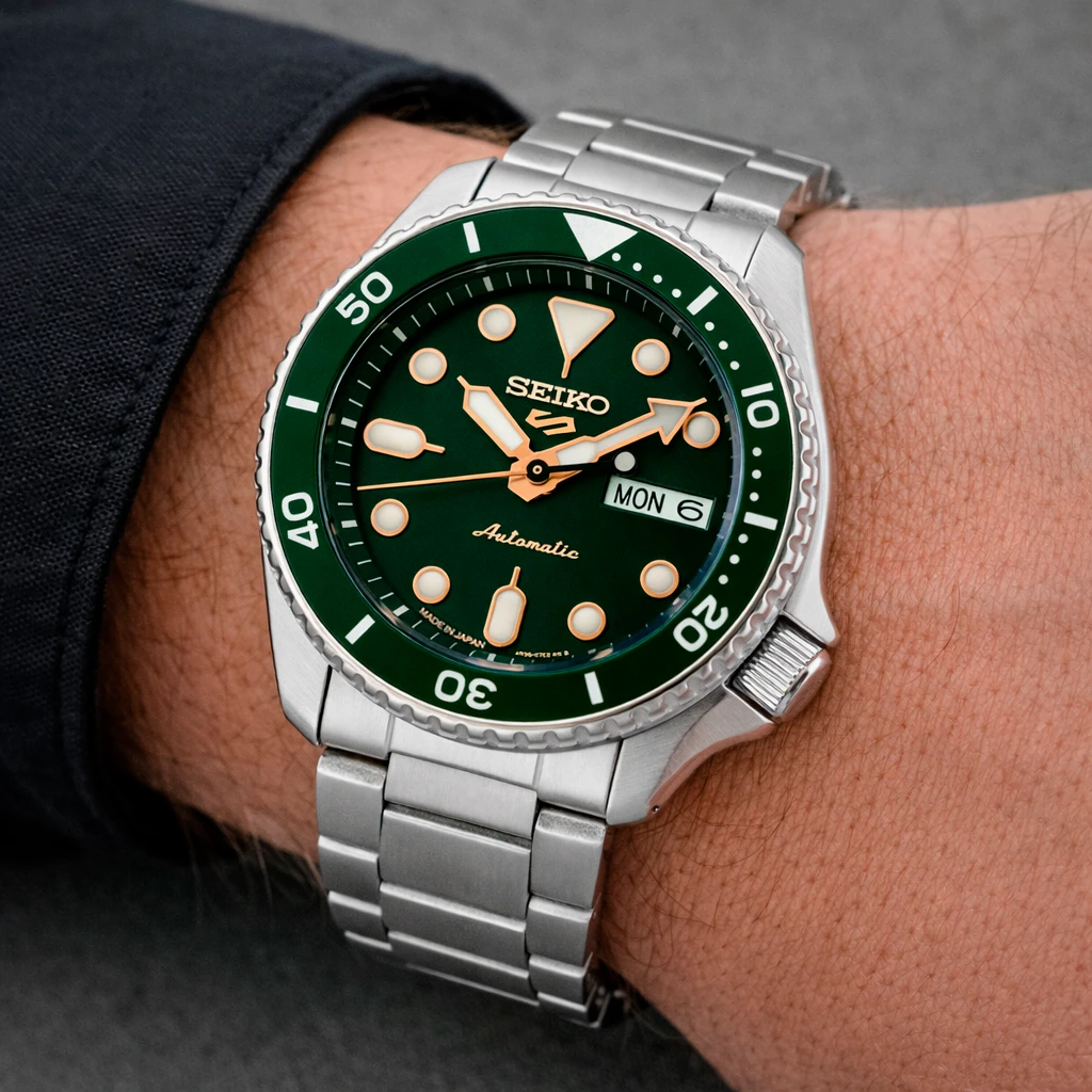 Часы  Seiko  Seiko 5 Sports Seiko SBSA013 (фото 2)