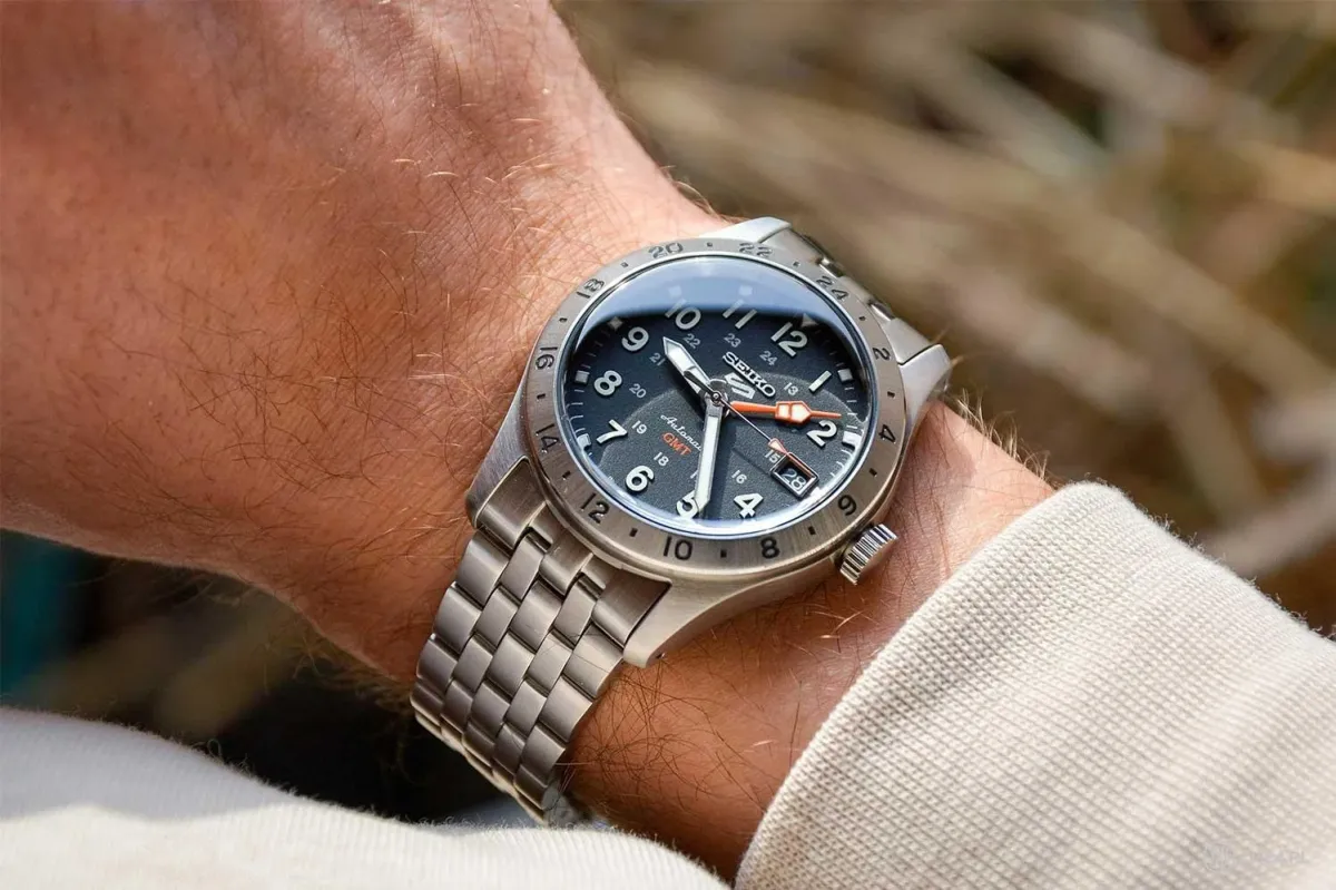 Наручные часы  Seiko  Seiko 5 Sports Seiko SSK023K1 (фото 4)