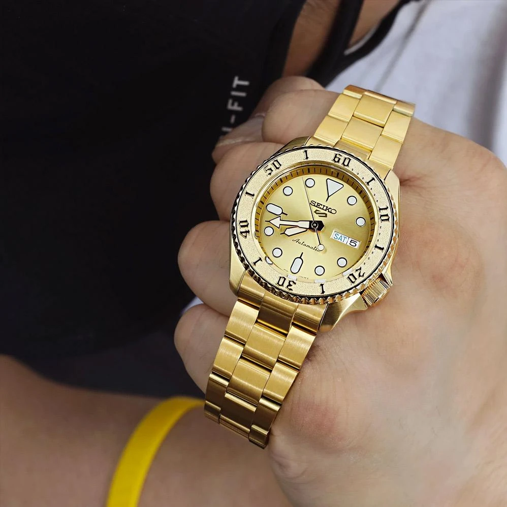 Часы  Seiko  Seiko 5 Sports Seiko SRPE74K1 (фото 11)