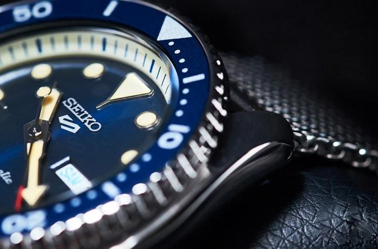 Часы  Seiko  Seiko 5 Sports Seiko SRPD71K1 (фото 9)