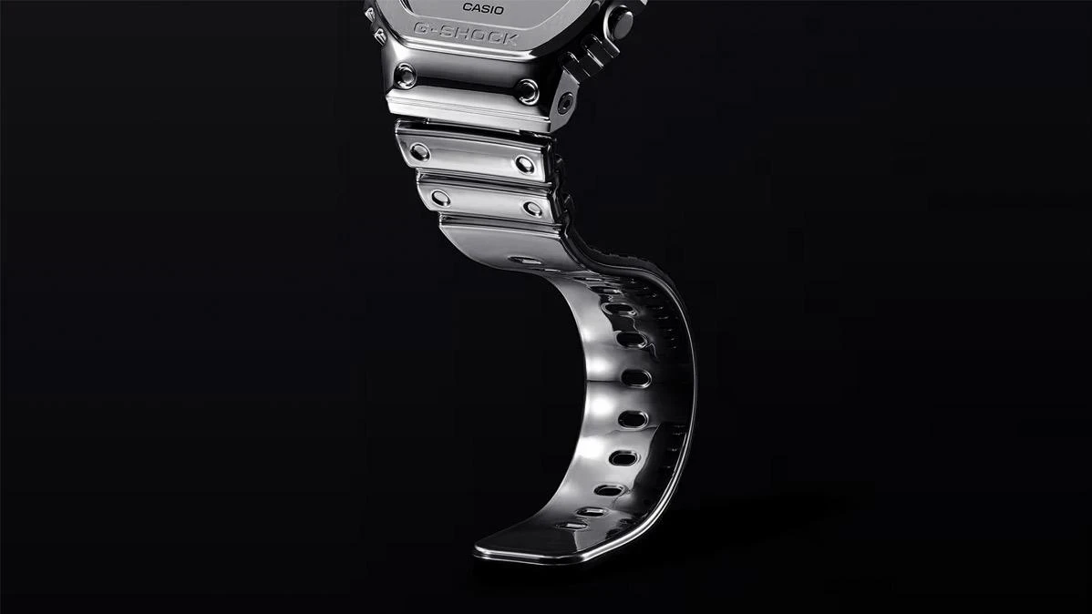 Часы  Casio  G-Shock Casio GM-5600YM-8E (фото 4)