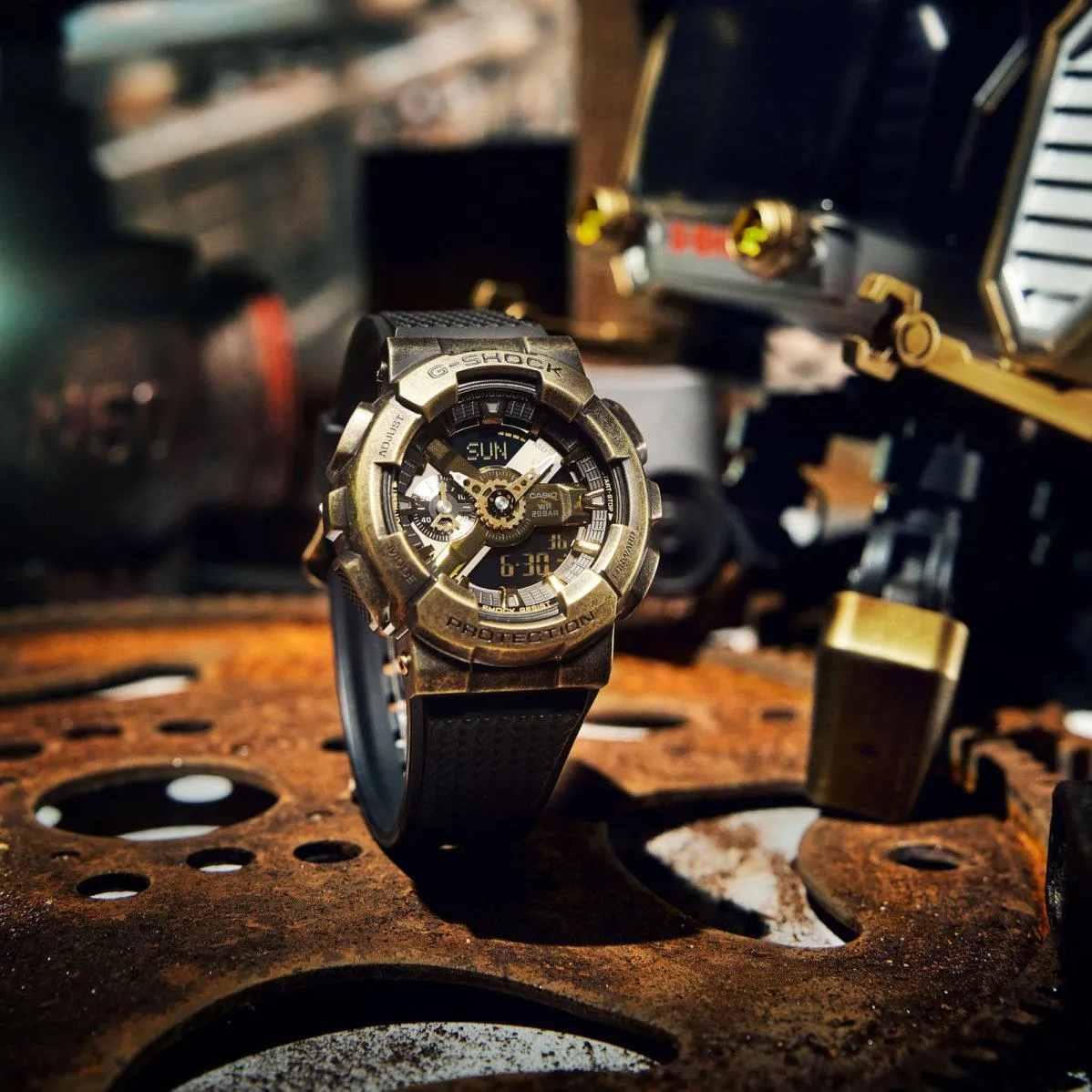 Наручные часы  Casio  G-Shock Casio GM-110VG-1A9 (фото 4)