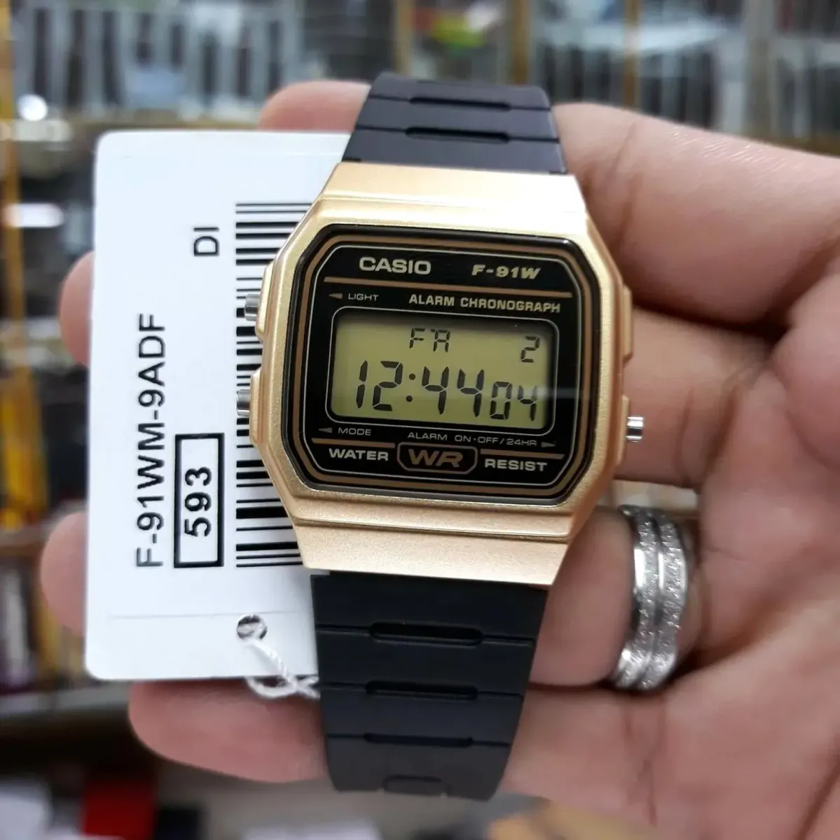 Наручные часы  Casio  Collection Casio F-91WM-9A (фото 18)