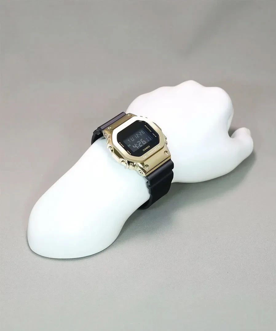 Часы  Casio  G-Shock Casio GM-5600UG-9E (фото 2)