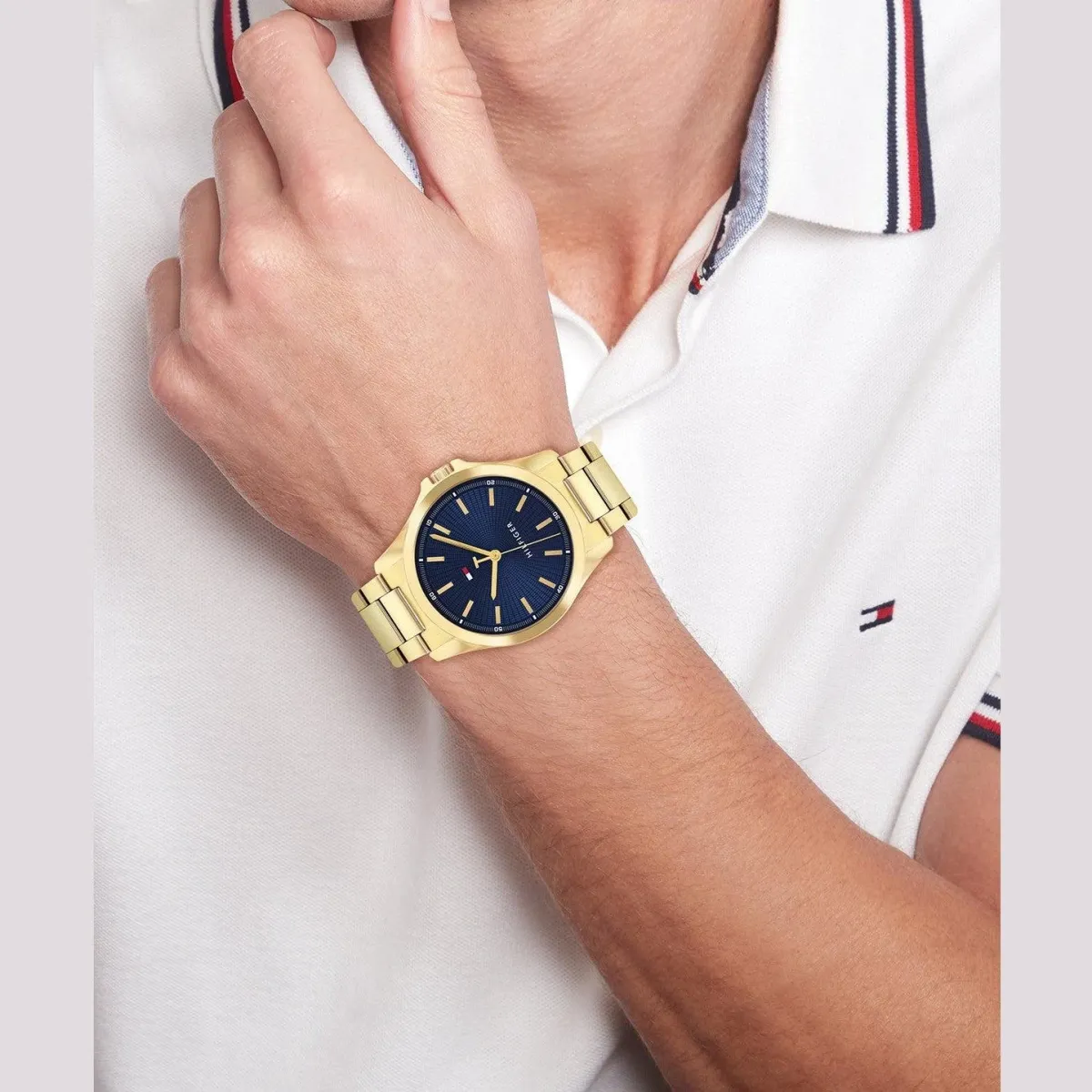 Наручные часы  Tommy Hilfiger  Classic Tommy Hilfiger 1710679 (фото 2)