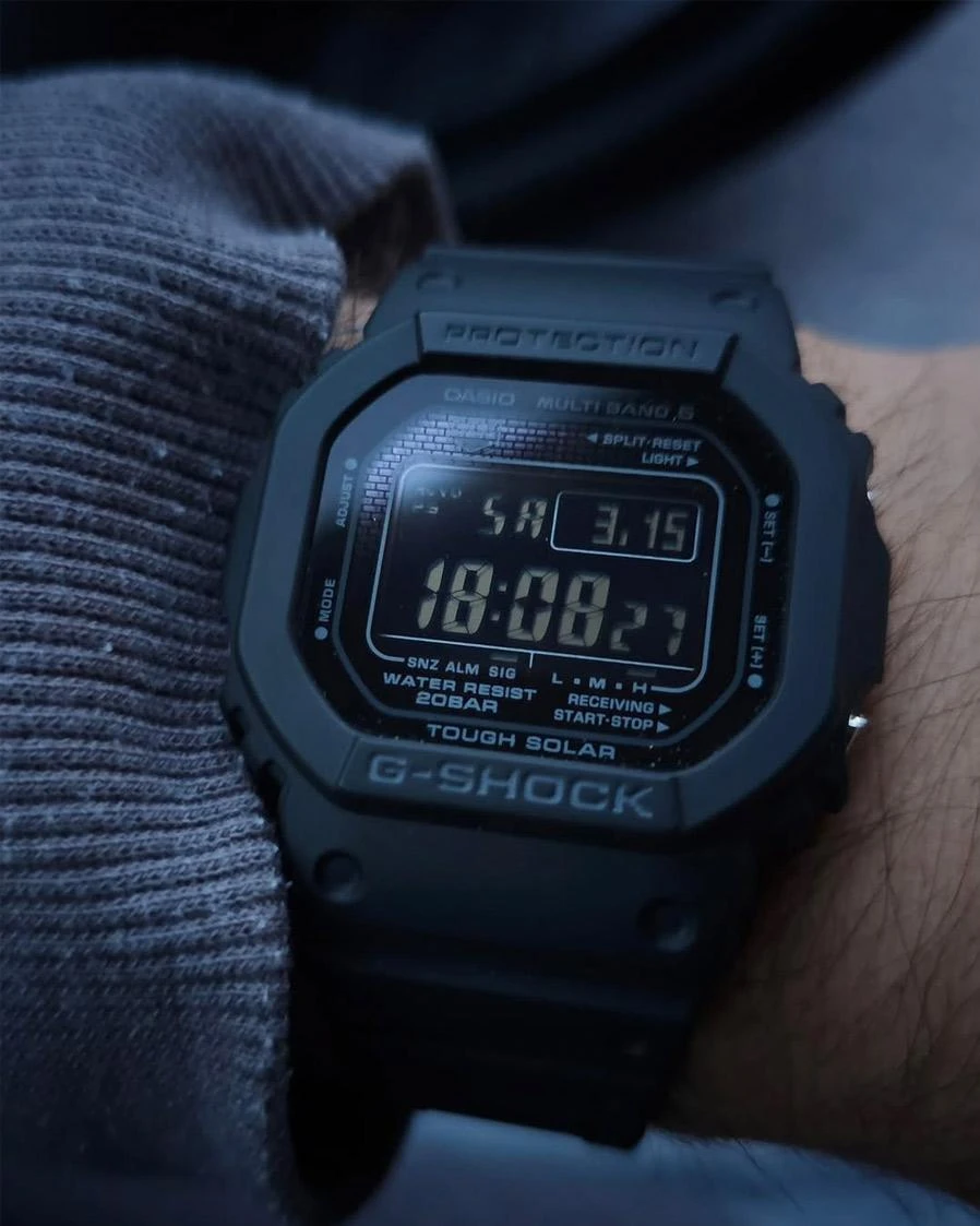 Часы  Casio  G-Shock Casio GW-5000HS-1E (фото 5)