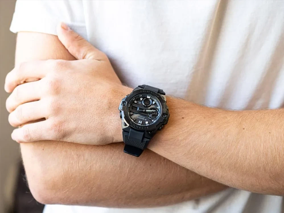 Часы  Casio  G-Shock Casio GST-B400BB-1A (фото 6)