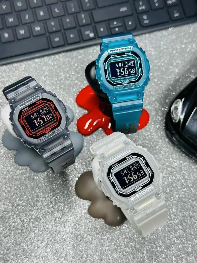 Часы  Casio  G-Shock Casio DW-B5600G-1E (фото 10)