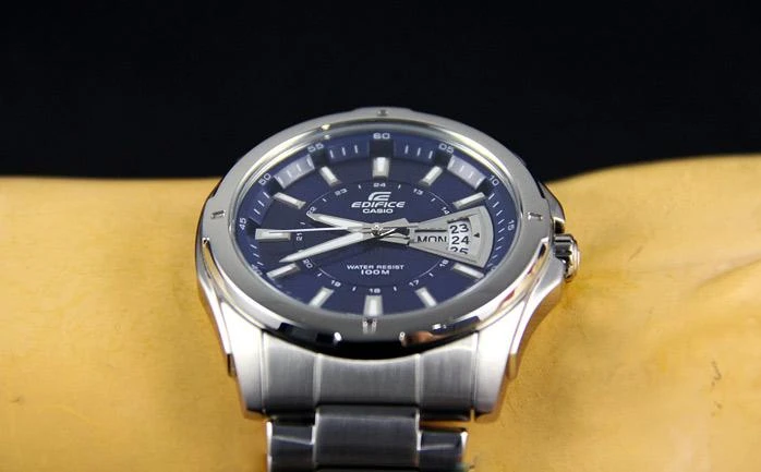 Наручные часы  Casio  Edifice Casio EF-129D-2A (фото 6)
