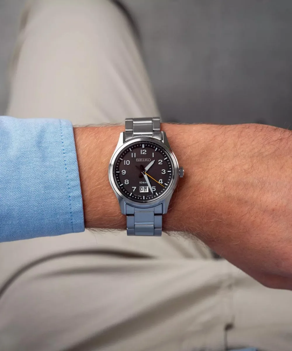 Часы  Seiko  Discover More Seiko SUR569P1 (фото 2)