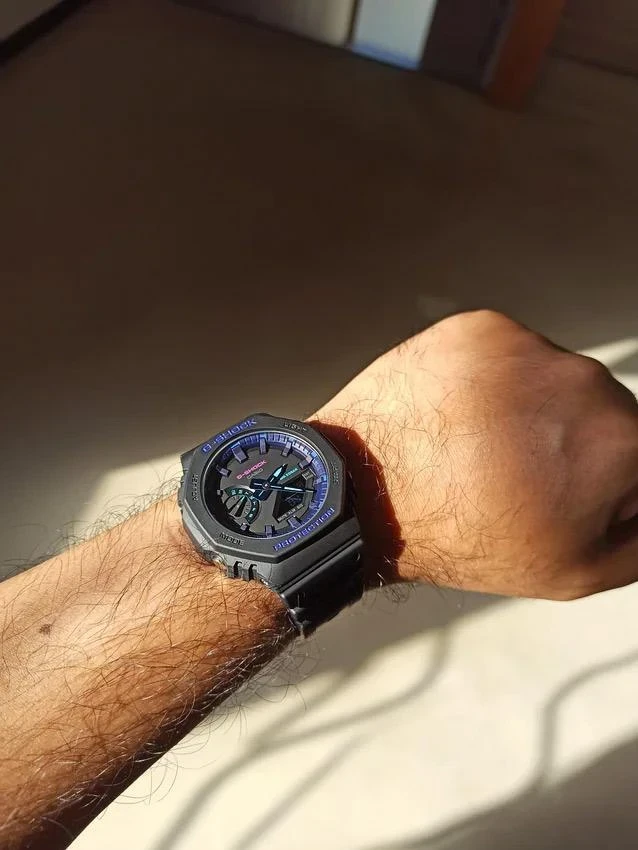 Часы  Casio  G-Shock Casio GA-2100VB-1A (фото 5)
