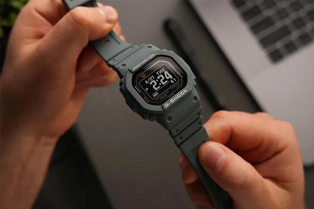 Наручные часы  Casio  G-Shock Casio DW-H5600-2E (фото 2)