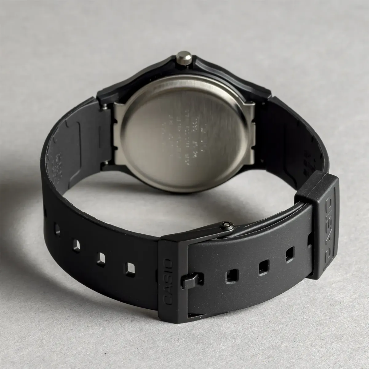 Наручные часы  Casio  Collection Casio MQ-24-1E (фото 5)