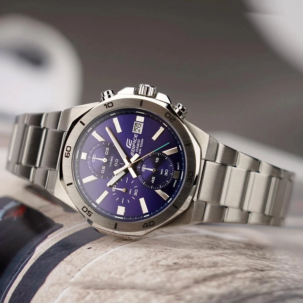 Наручные часы  Casio  Edifice Casio EFV-640D-2A (фото 2)