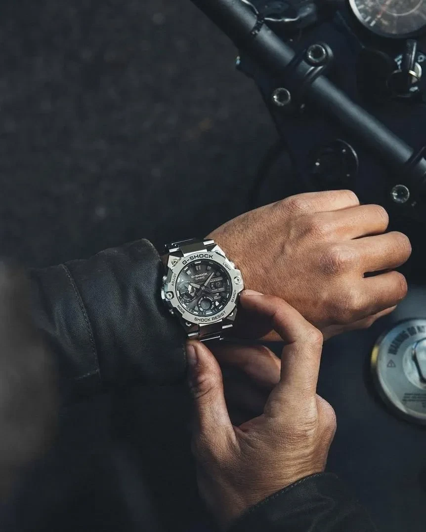 Часы  Casio  G-Shock Casio GST-B400D-1A (фото 9)