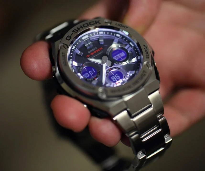 Часы  Casio  G-Shock Casio GST-S110D-1A (фото 6)