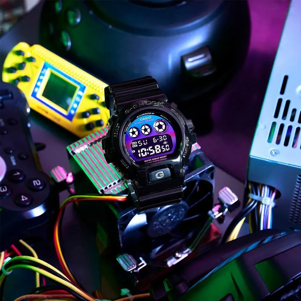 Часы  Casio  G-Shock Casio DW-6900RGB-1E (фото 8)