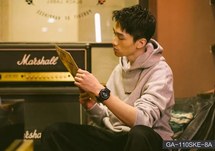 Часы  Casio  G-Shock Casio GA-110SKE-8A (фото 7)