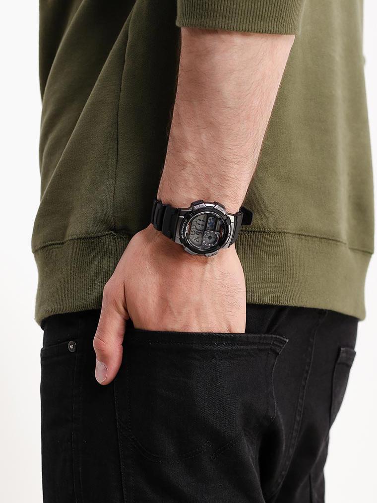 Наручные часы  Casio  Collection Casio AE-1000W-1B (фото 4)