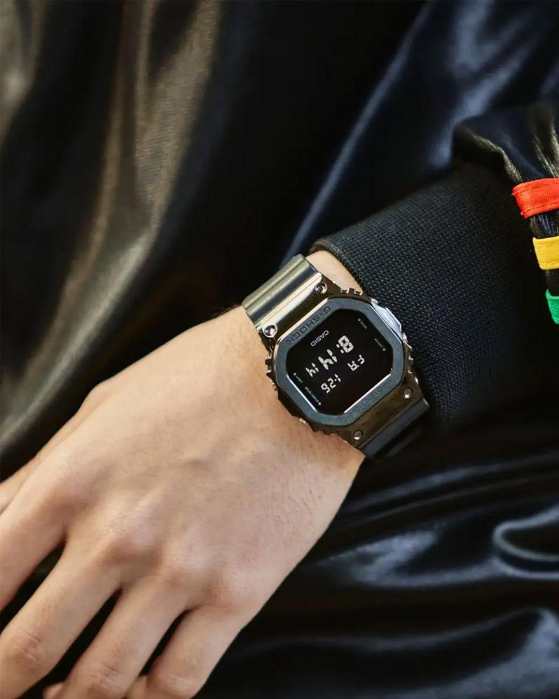 Наручные часы  Casio  G-Shock Casio GM-5600UB-1E (фото 6)