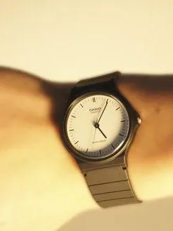 Часы  Casio  Collection Casio MQ-24-7E (фото 6)