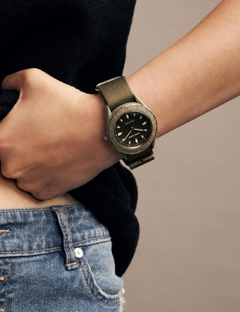 Наручные часы  Anne Klein  Ceramic Anne Klein 4017SVOL (фото 4)