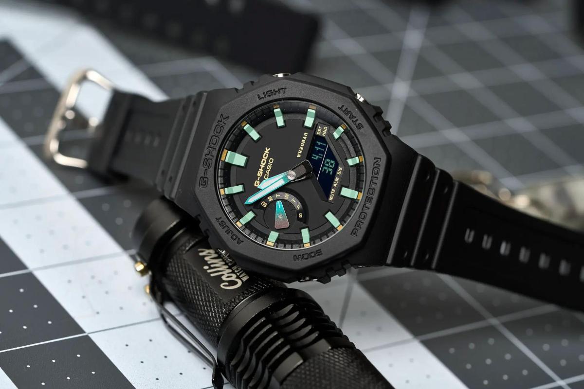 Наручные часы  Casio  G-Shock Casio GA-2100RC-1A (фото 3)
