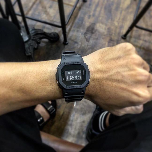 Наручные часы  Casio  G-Shock Casio DW-5600BB-1E (фото 22)