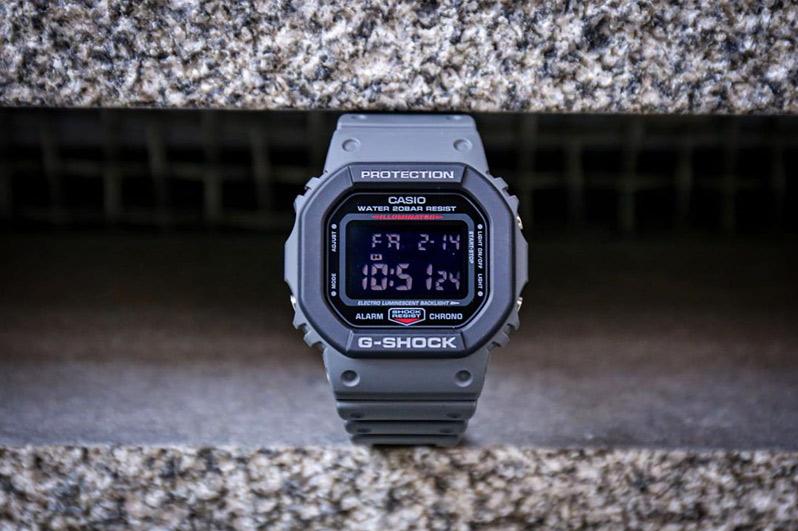 Наручные часы  Casio  G-Shock Casio DW-5610SU-8E (фото 5)
