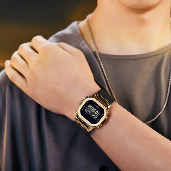 Наручные часы  Casio  G-Shock Casio GM-5600G-9E (фото 2)