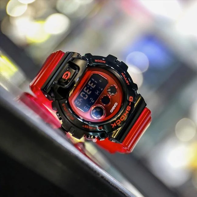 Часы  Casio  G-Shock Casio GM-6900B-4E (фото 4)