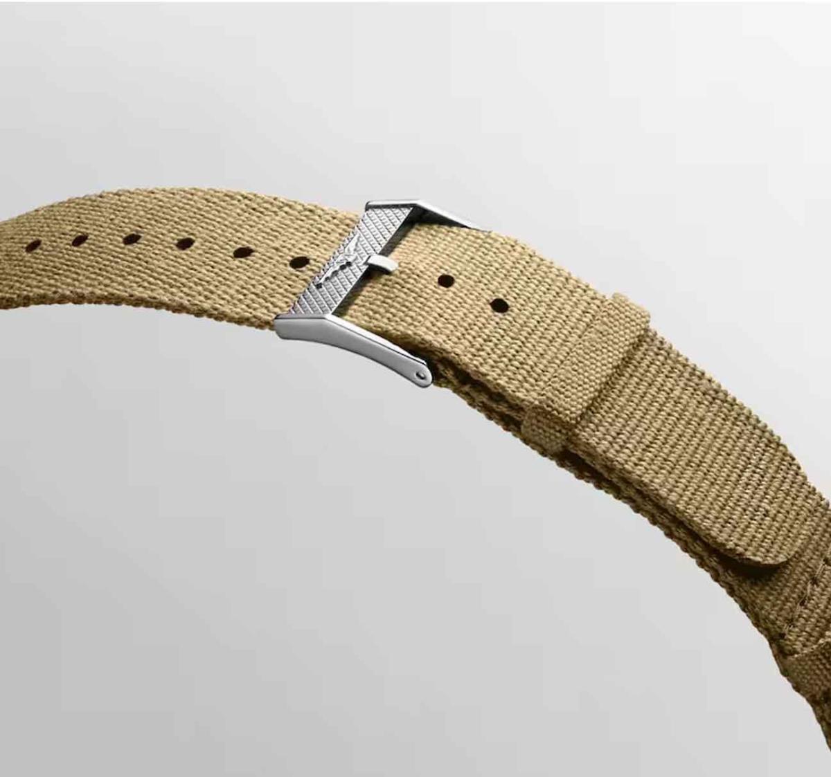 Наручные часы  Longines  HydroConquest GMT Longines L3.790.4.66.2 (фото 10)