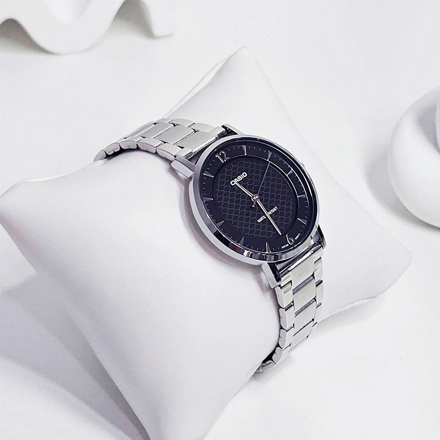 Наручные часы  Casio  Collection Casio LTP-VT04D-1A (фото 2)