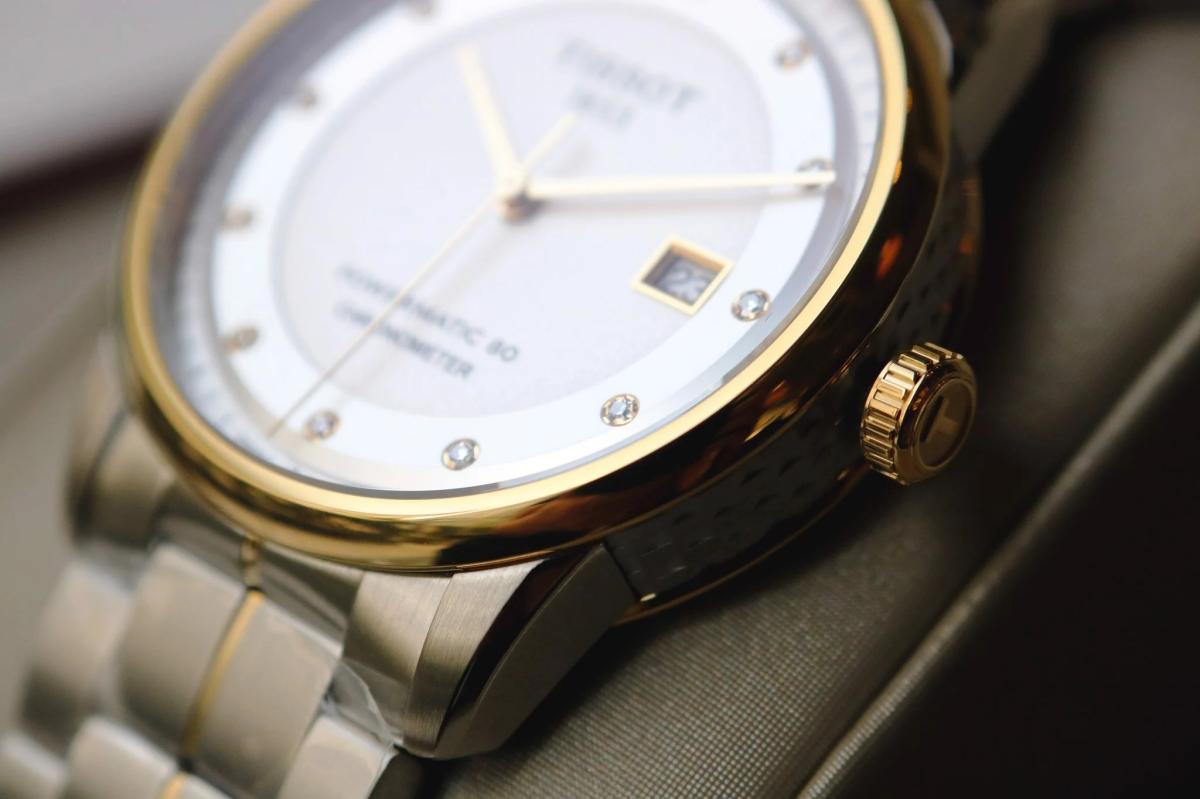 Наручные часы  Tissot  T-CLASSIC Tissot T086.408.22.036.00 (фото 7)