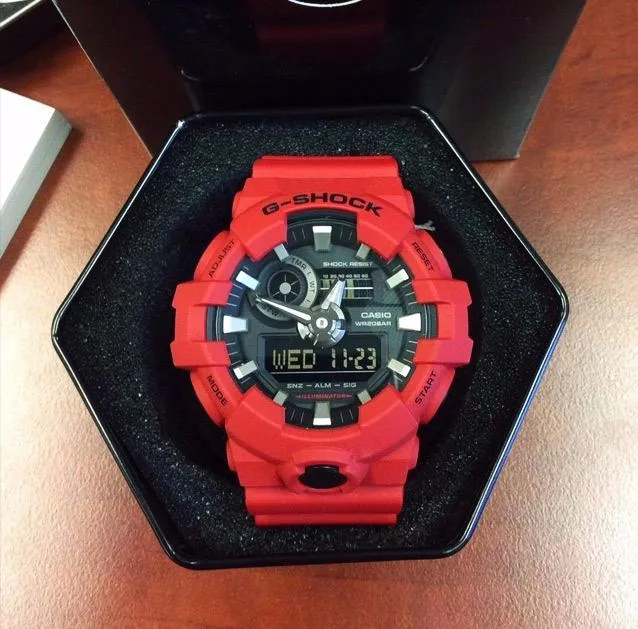 Часы  Casio  G-Shock Casio GA-700-4A (фото 11)