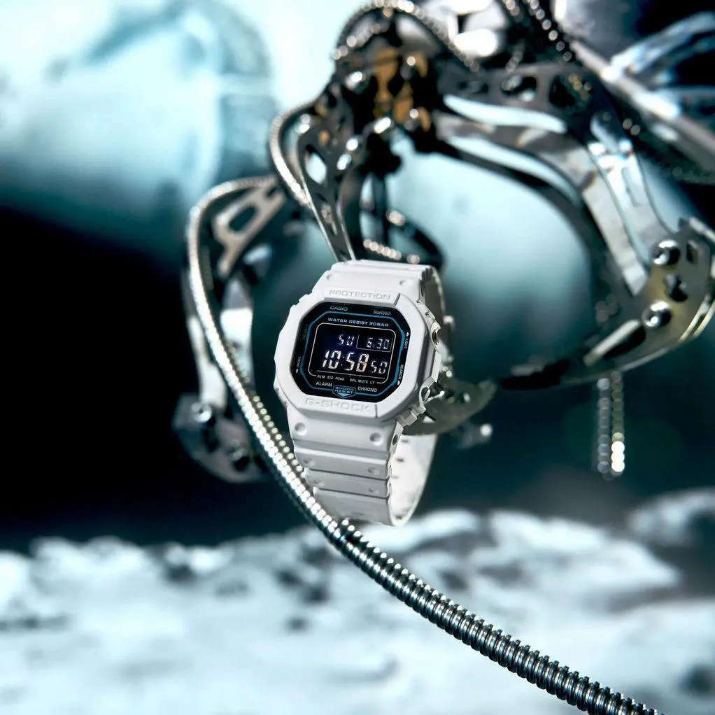 Часы  Casio  G-Shock Casio DW-B5600SF-7E (фото 9)