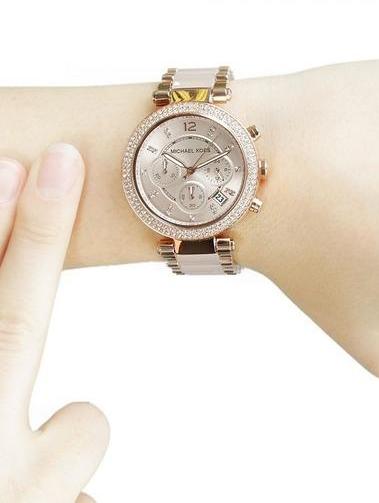 Наручные часы  Michael Kors  Rose Gold-Tone Michael Kors MK5896 (фото 2)