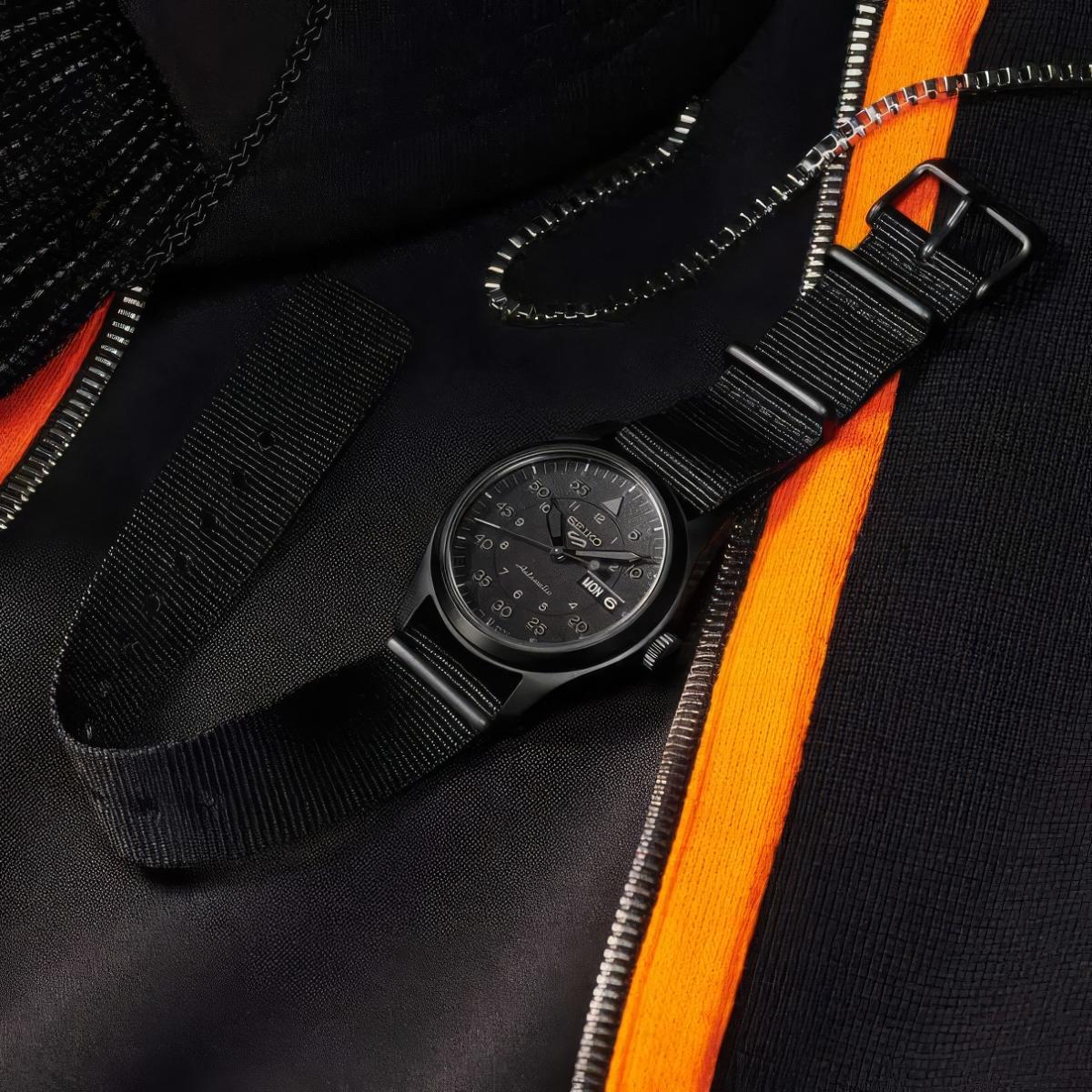 Наручные часы  Seiko  Seiko 5 Sports Seiko SRPJ11K1 (фото 2)