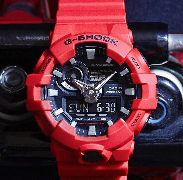 Часы  Casio  G-Shock Casio GA-700-4A (фото 9)