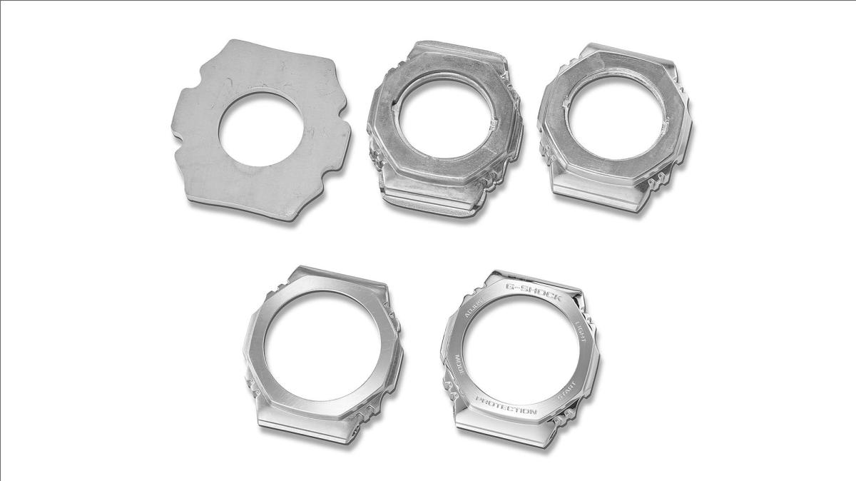 Наручные часы  Casio  G-Shock Casio GM-5600YM-8A8 (фото 2)