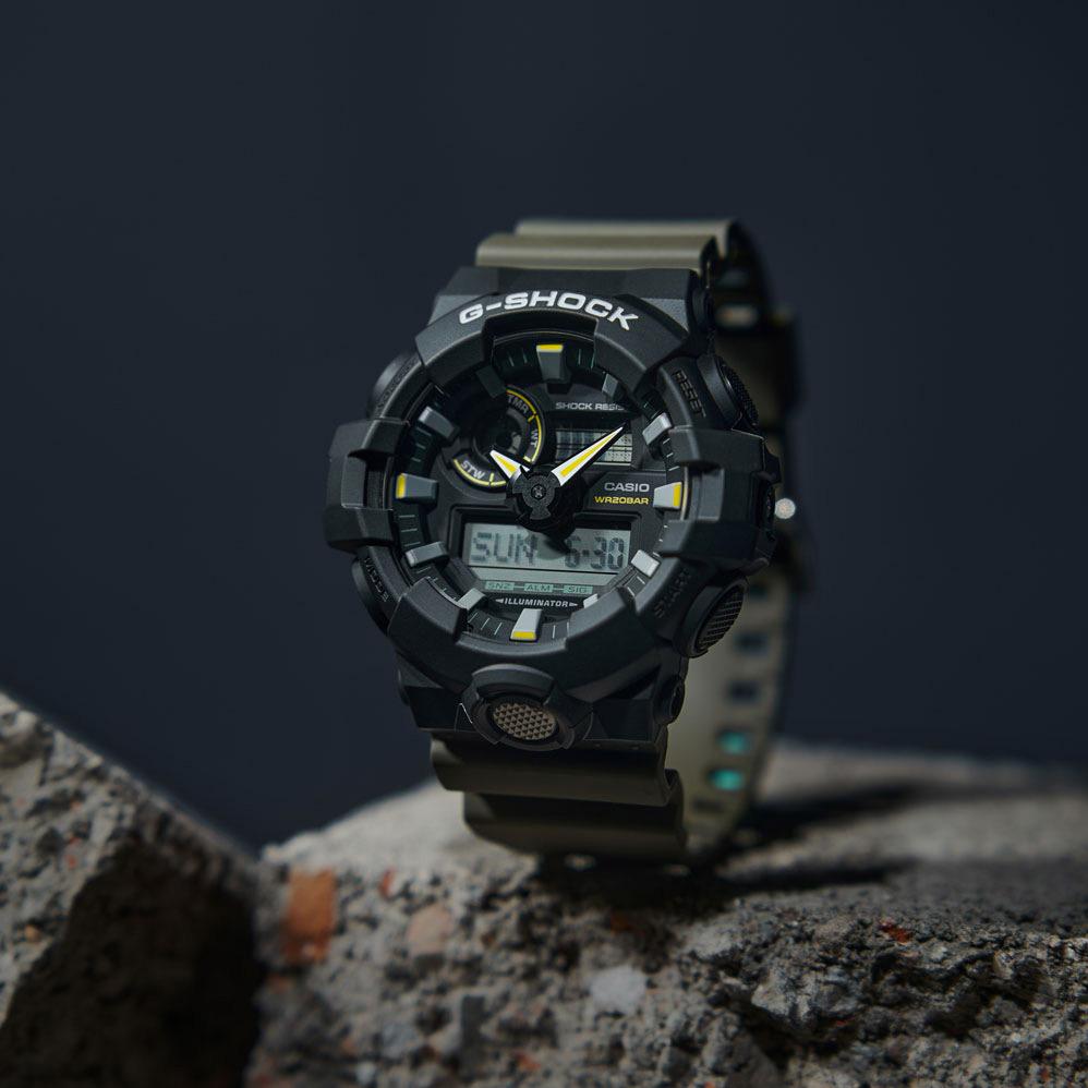 Наручные часы  Casio  G-Shock Casio GA-710TU-1A3 (фото 2)