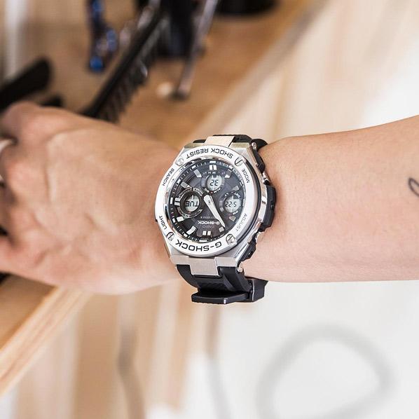 Наручные часы  Casio  G-Shock Casio GST-W110-1A (фото 6)