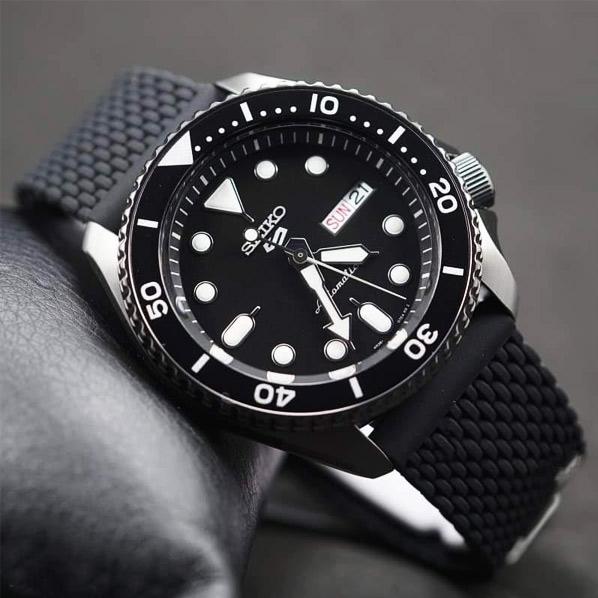 Наручные часы  Seiko  Seiko 5 Sports Seiko SRPD65K2 (фото 3)