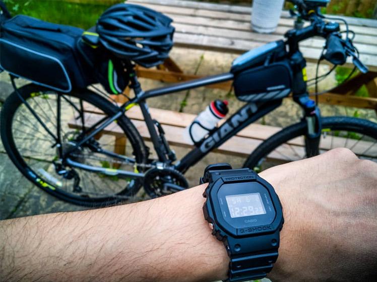 Наручные часы  Casio  G-Shock Casio DW-5600BB-1E (фото 18)