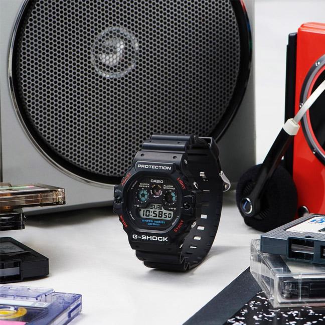 Наручные часы  Casio  G-Shock Casio DW-5900-1E (фото 2)