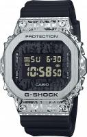 Наручные часы Casio GM-5600GC-1E