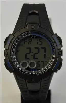 Q&Q M190J003Y