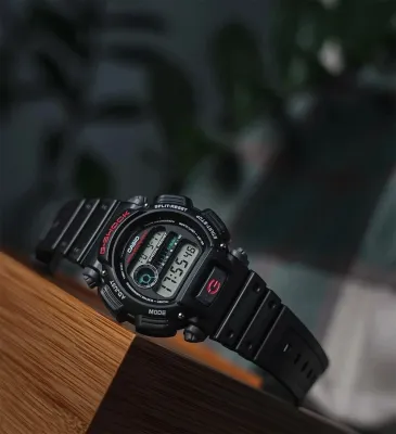 Casio DW-9052-1V